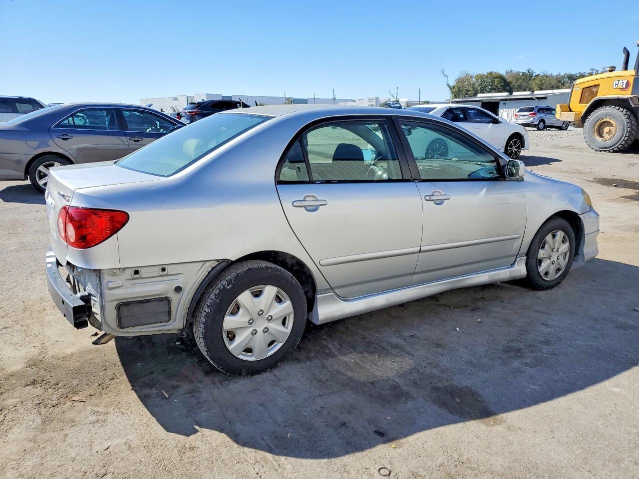 2005 Toyota Corolla S - Фото 3