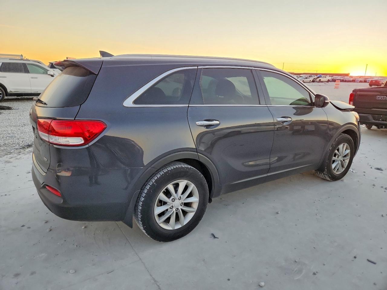 2018 Kia Sorento Lx - Фото 3