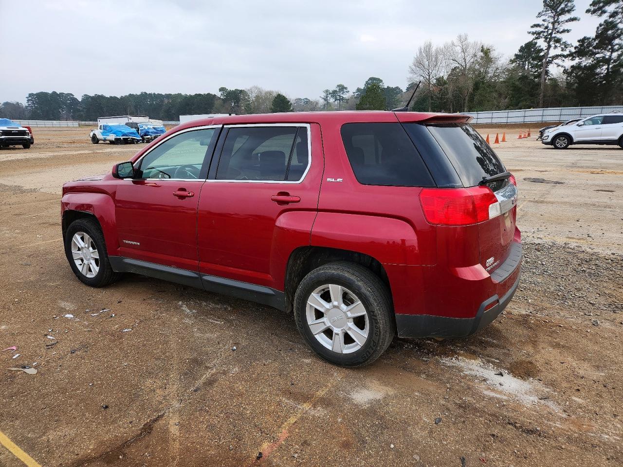 2013 GMC Terrain Sle - Image 2
