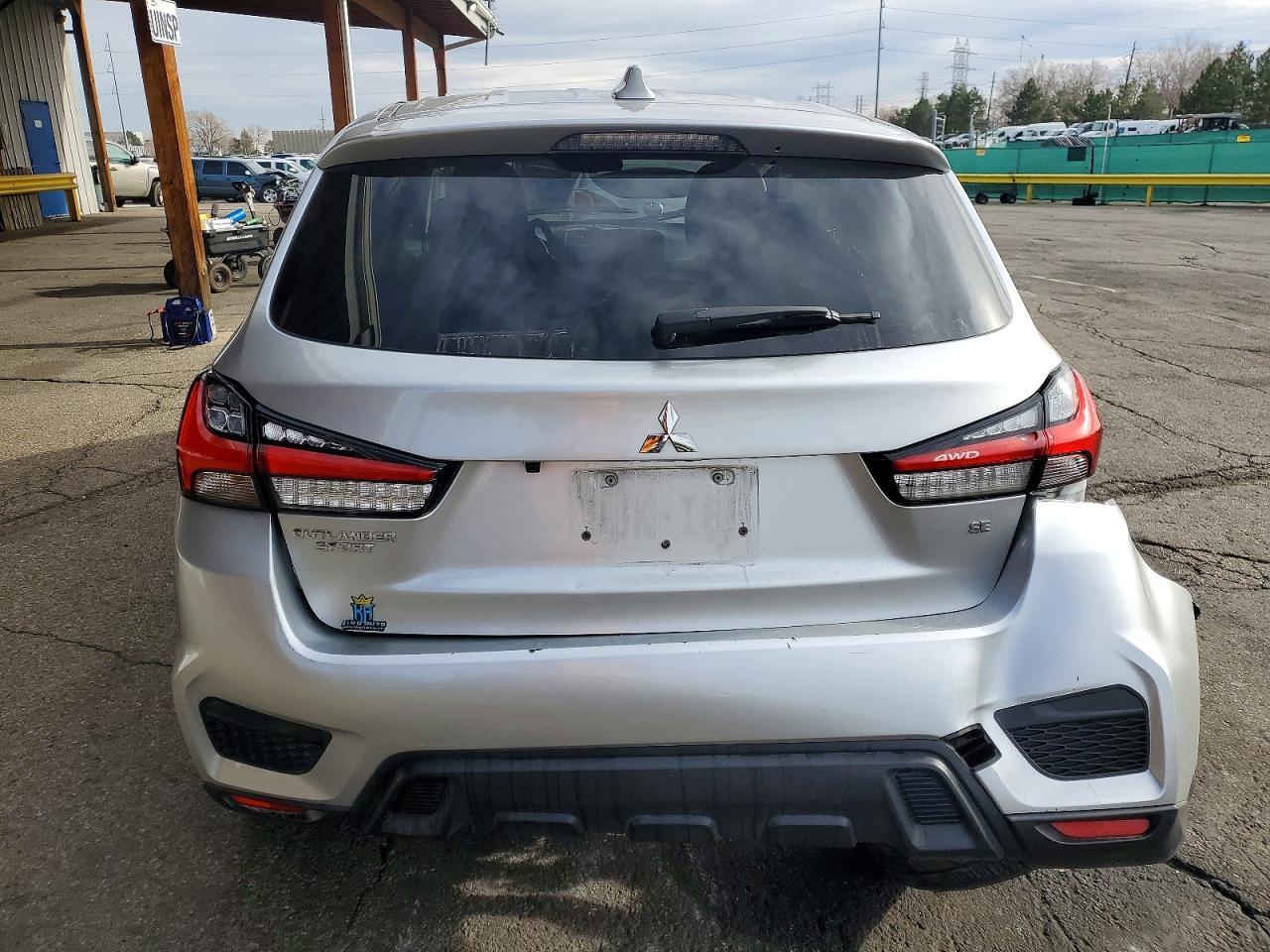 2022 Mitsubishi Outlander Sport Es - Фото 6