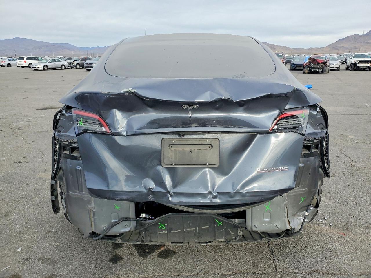 2023 Tesla Model Y - Image 6