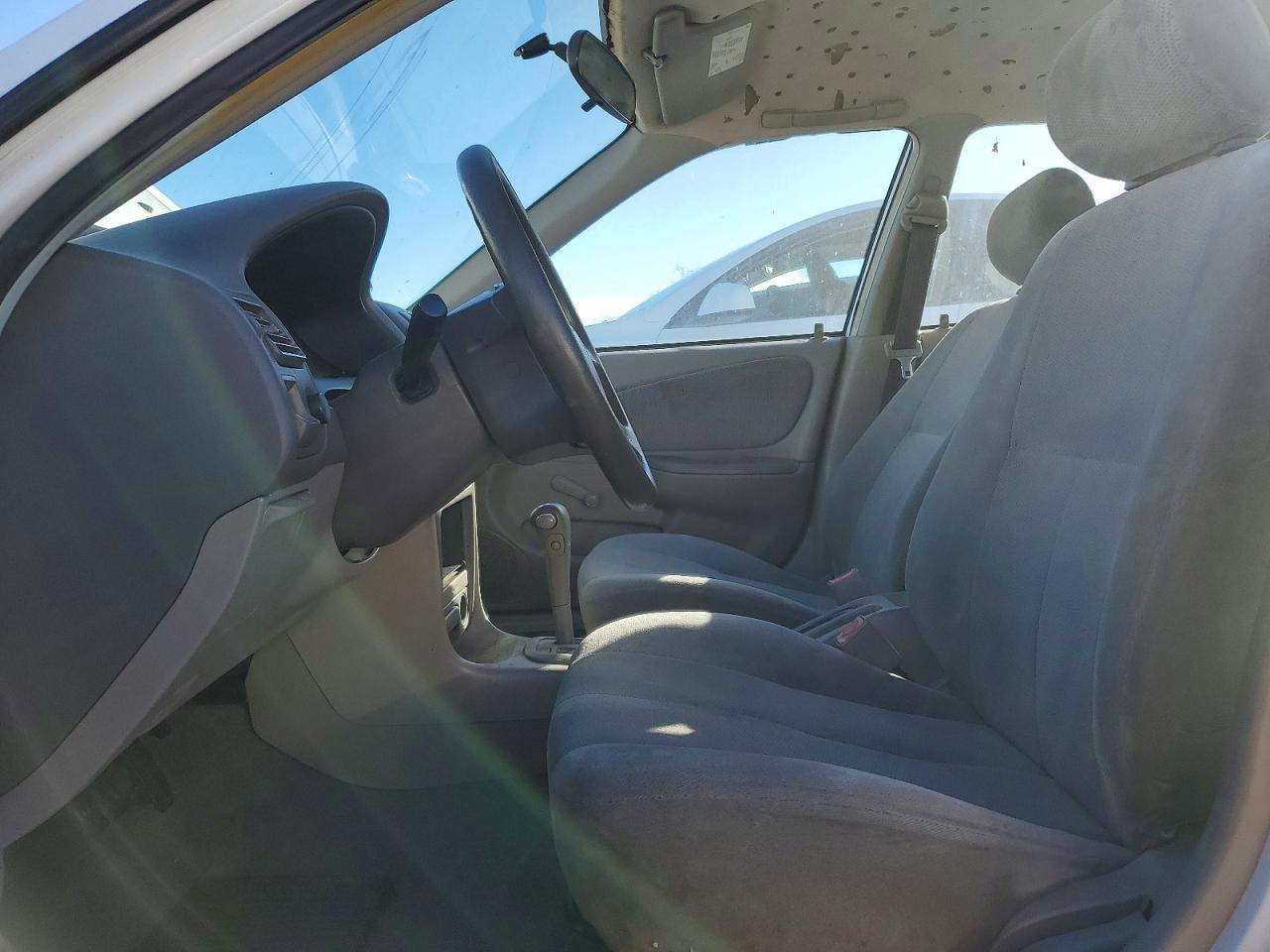 2001 Toyota Corolla Ce - Фото 7