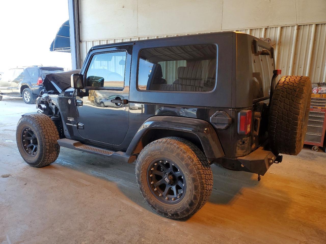 2008 Jeep Wrangler Sahara - Image 2