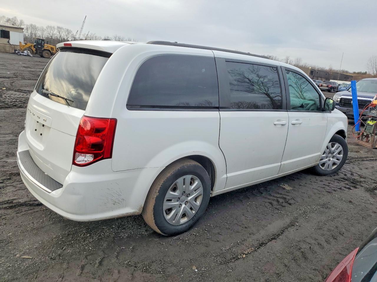 2018 Dodge Grand Caravan Se - Image 3