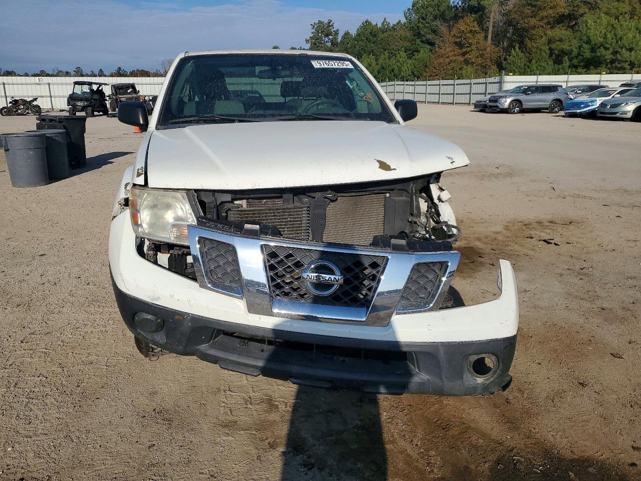 2016 Nissan Frontier S - Image 5