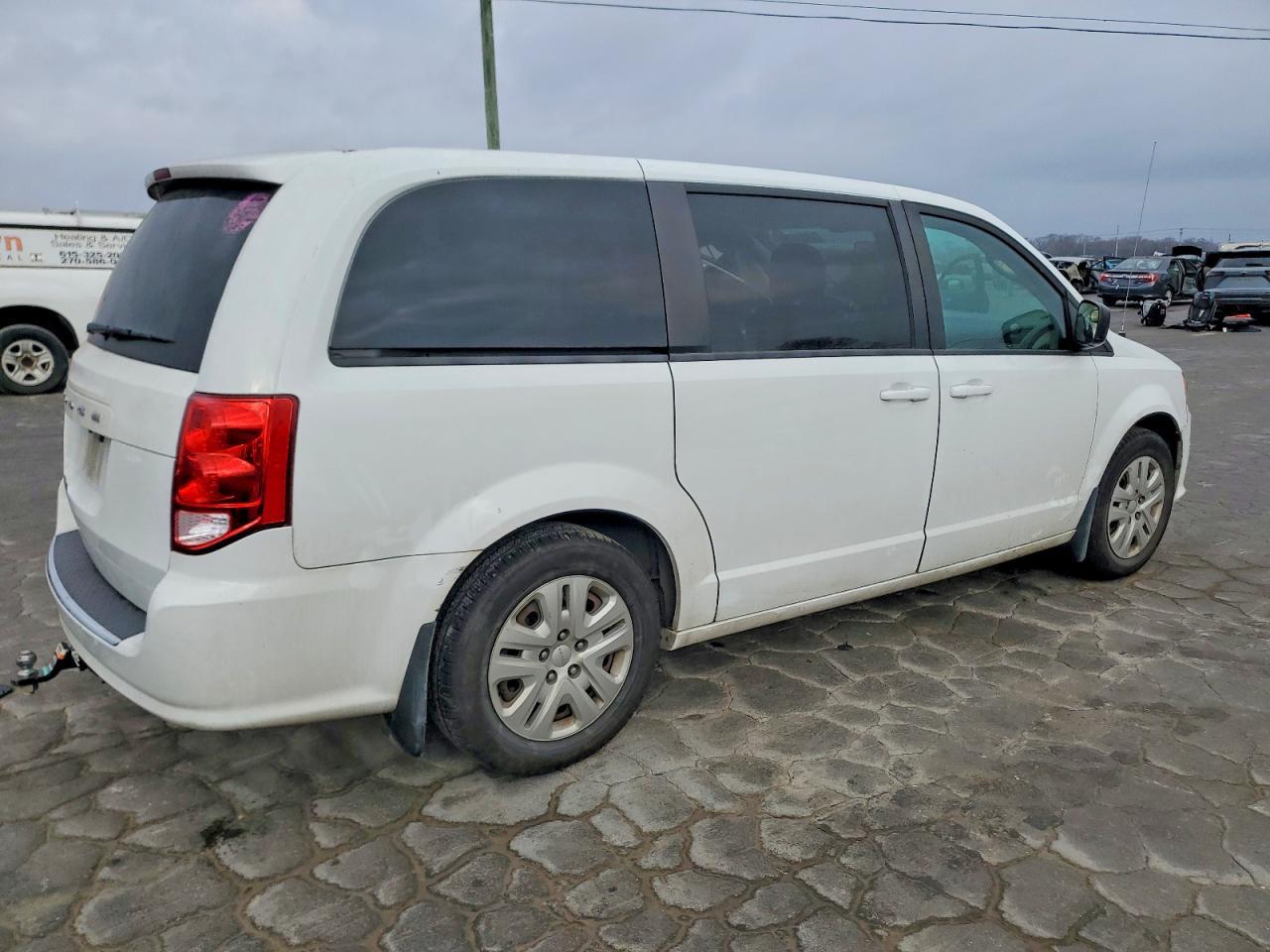 2018 Dodge Grand Caravan Se - Image 3