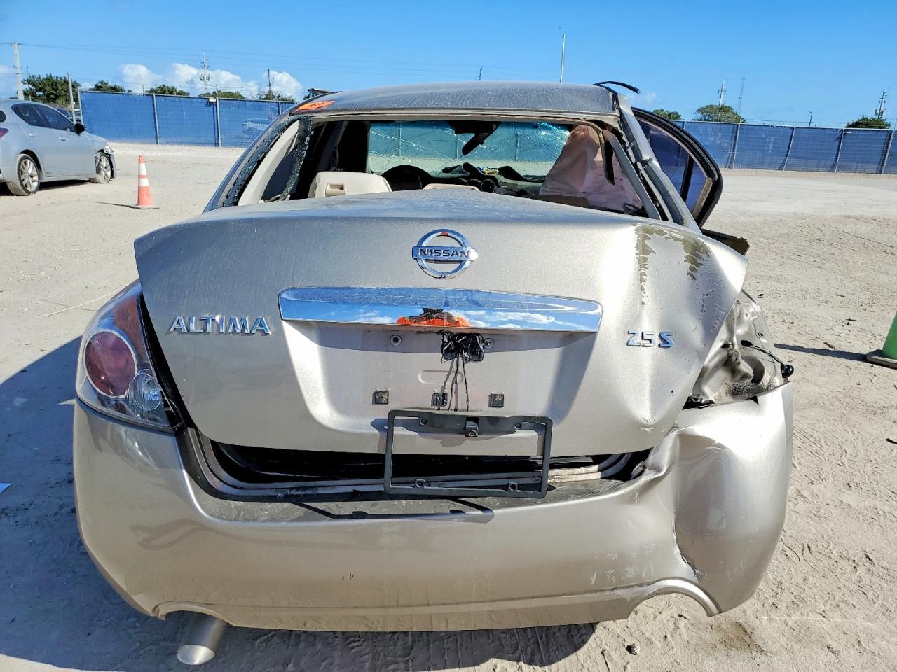 2012 Nissan Altima Base - Фото 6