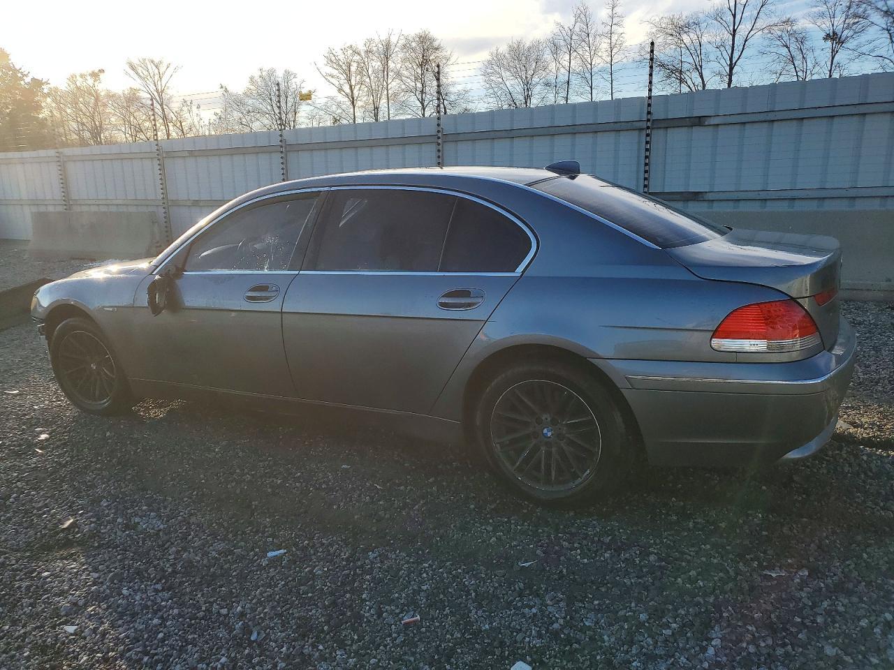 2005 BMW 745 Li - Фото 2