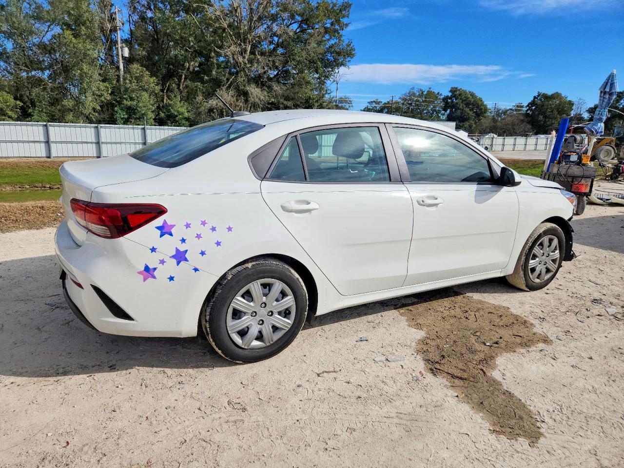 2023 Kia Rio Lx - Image 3