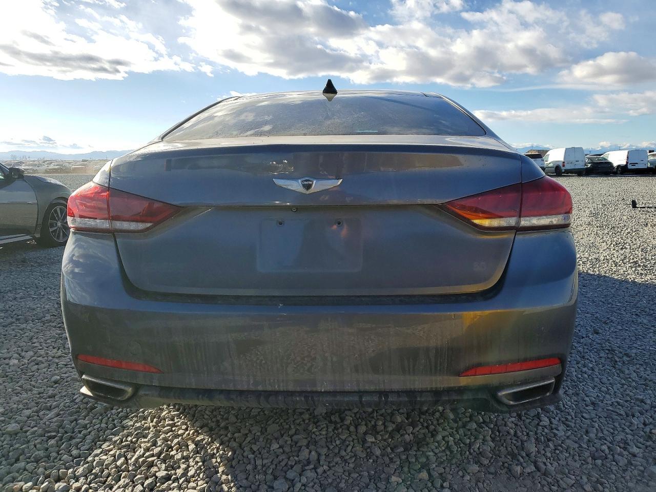 2015 Hyundai Genesis 3.8L - Фото 6
