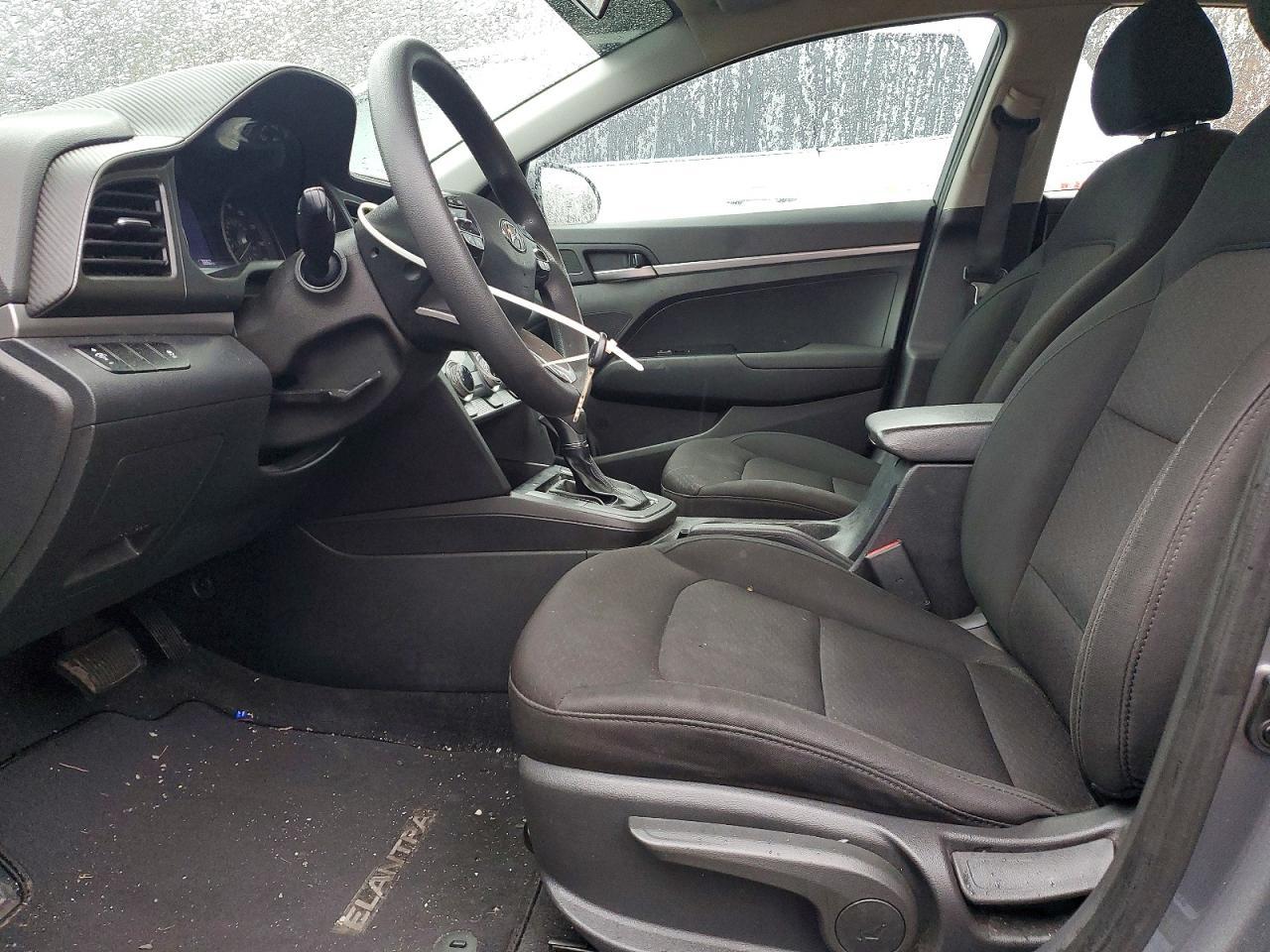 2019 Hyundai Elantra Se - Фото 7