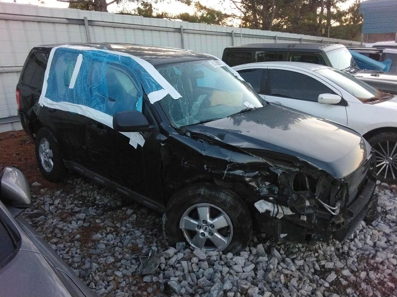 2009 Ford Escape Xls - Image 4