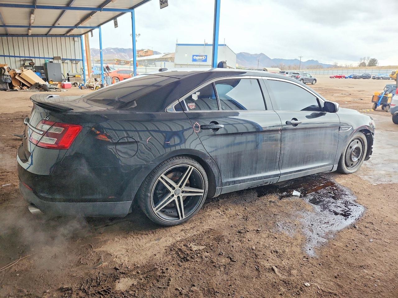 2014 Ford Taurus Sho - Фото 3