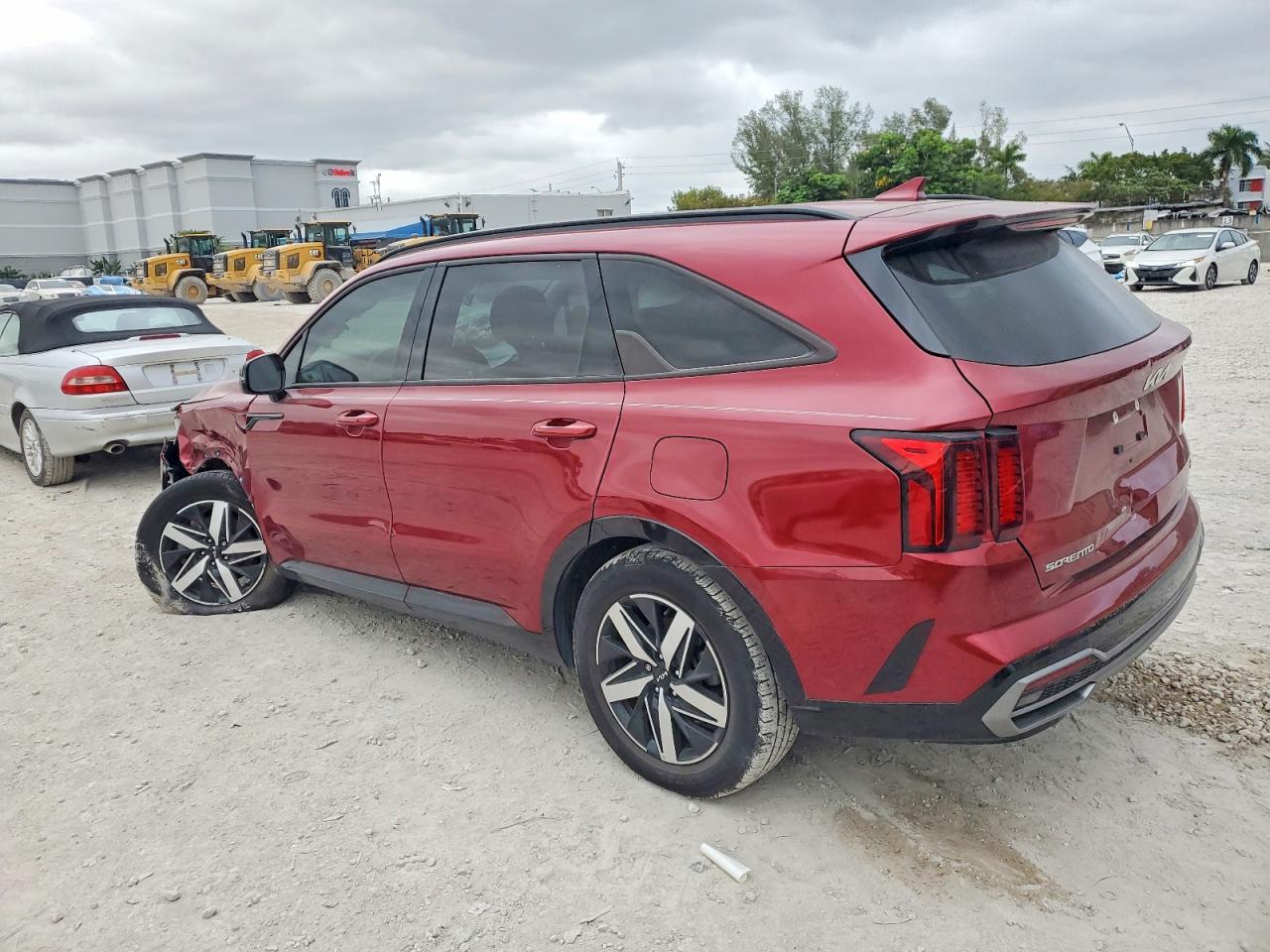 2023 Kia Sorento S - Фото 2