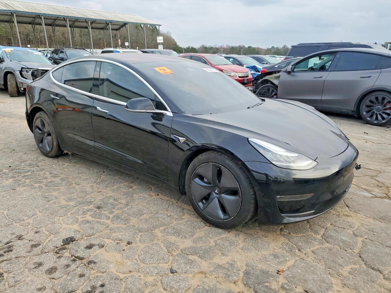 2018 Tesla Model 3 - Image 4