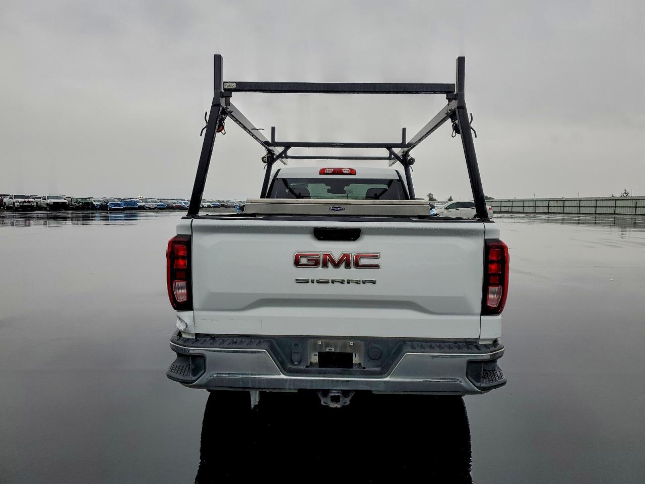 2022 GMC Sierra C1500 - Фото 6