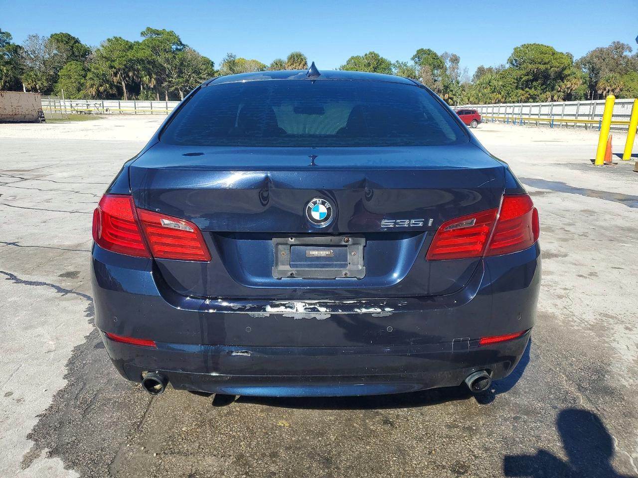 2012 BMW 535 Xi - Image 6