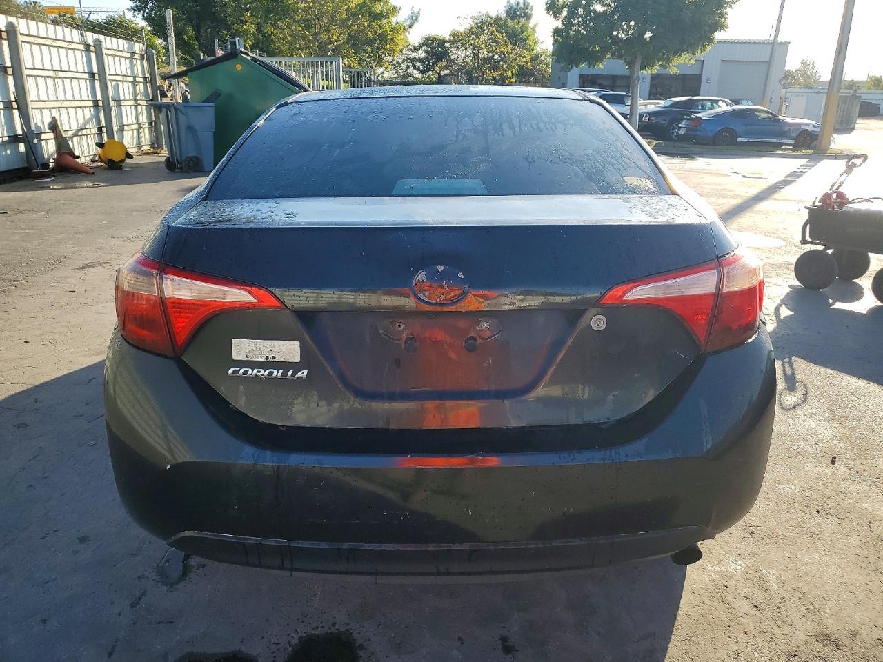 2017 Toyota Corolla L - Фото 6