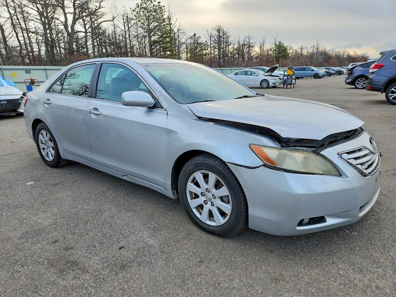 2007 Toyota Camry Le - Image 4