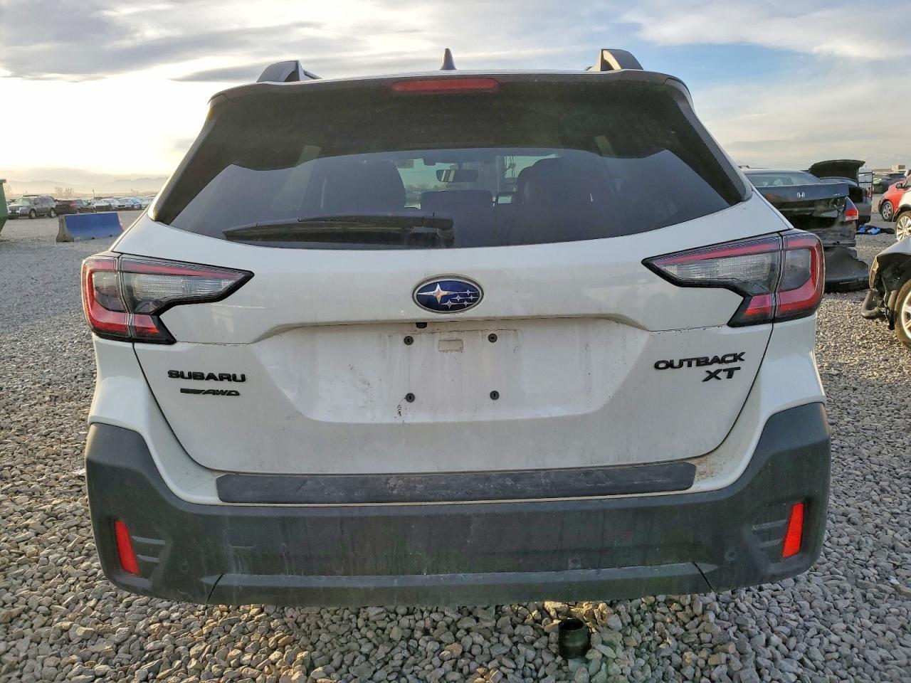 2022 Subaru Outback Onyx Edition Xt - Фото 6