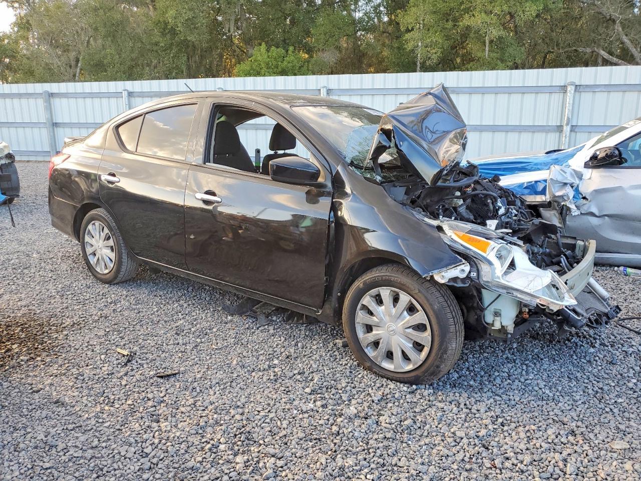 2019 Nissan Versa S - Фото 4