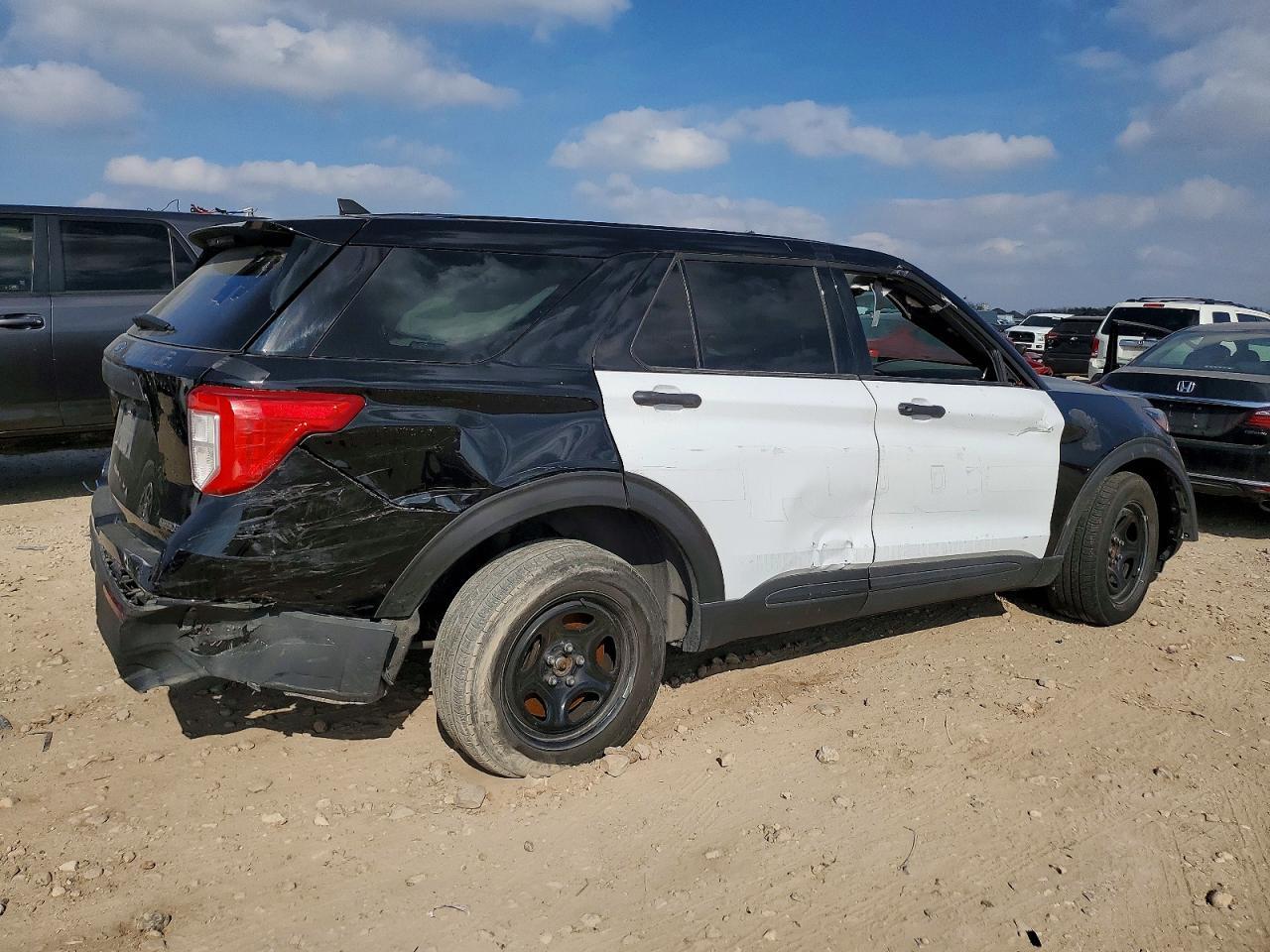 2024 Ford Explorer Police Interceptor - Фото 3