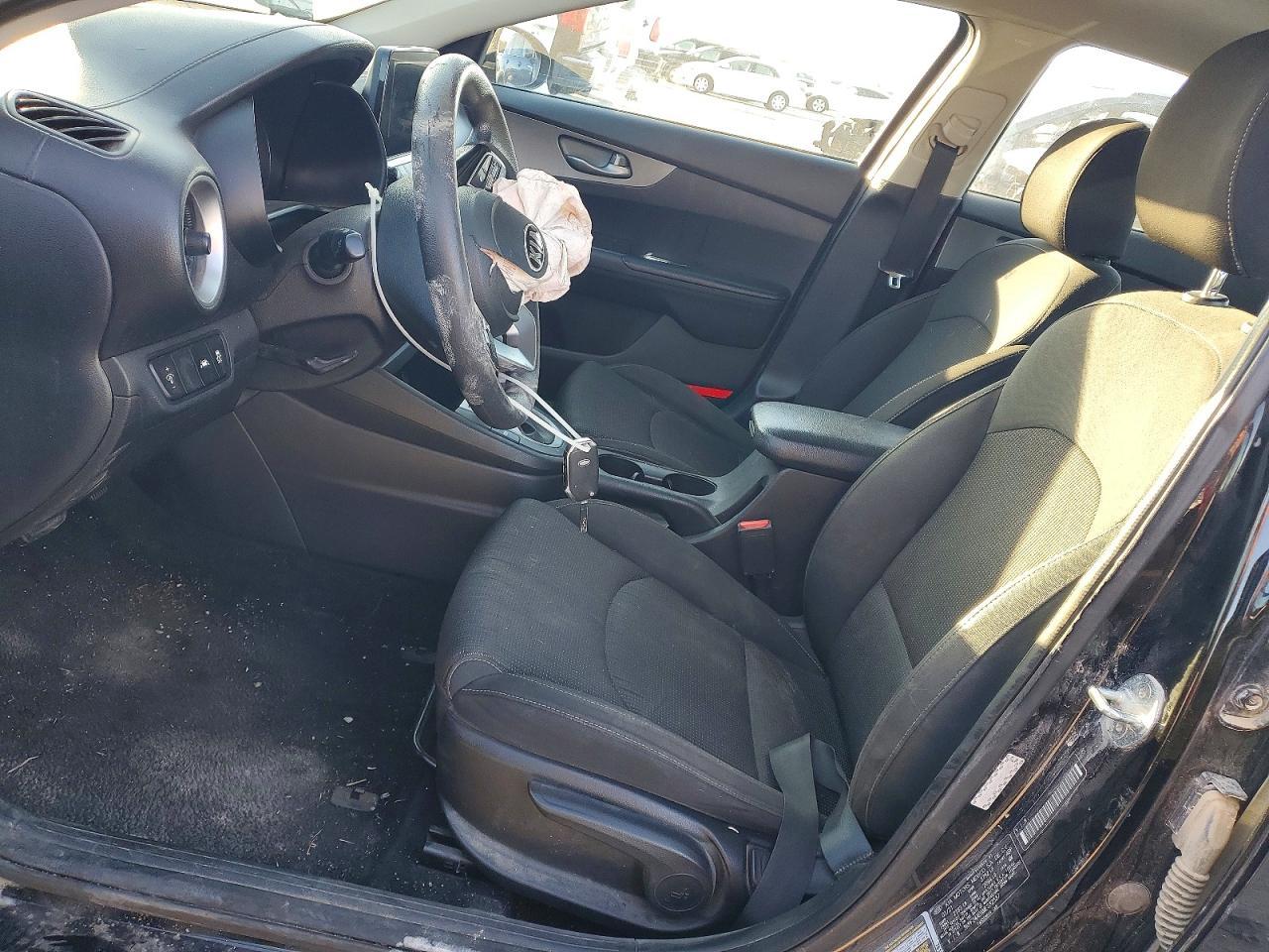 2021 Kia Forte - Фото 7