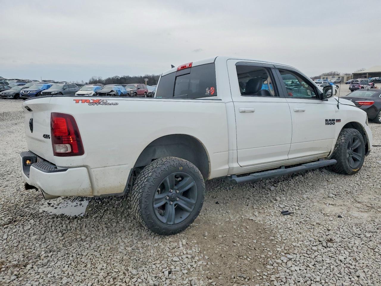 2018 Ram 1500 Sport - Фото 3