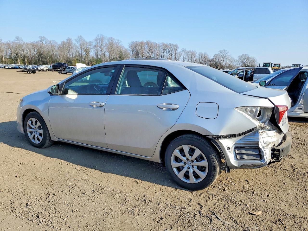 2019 Toyota Corolla L - Фото 2