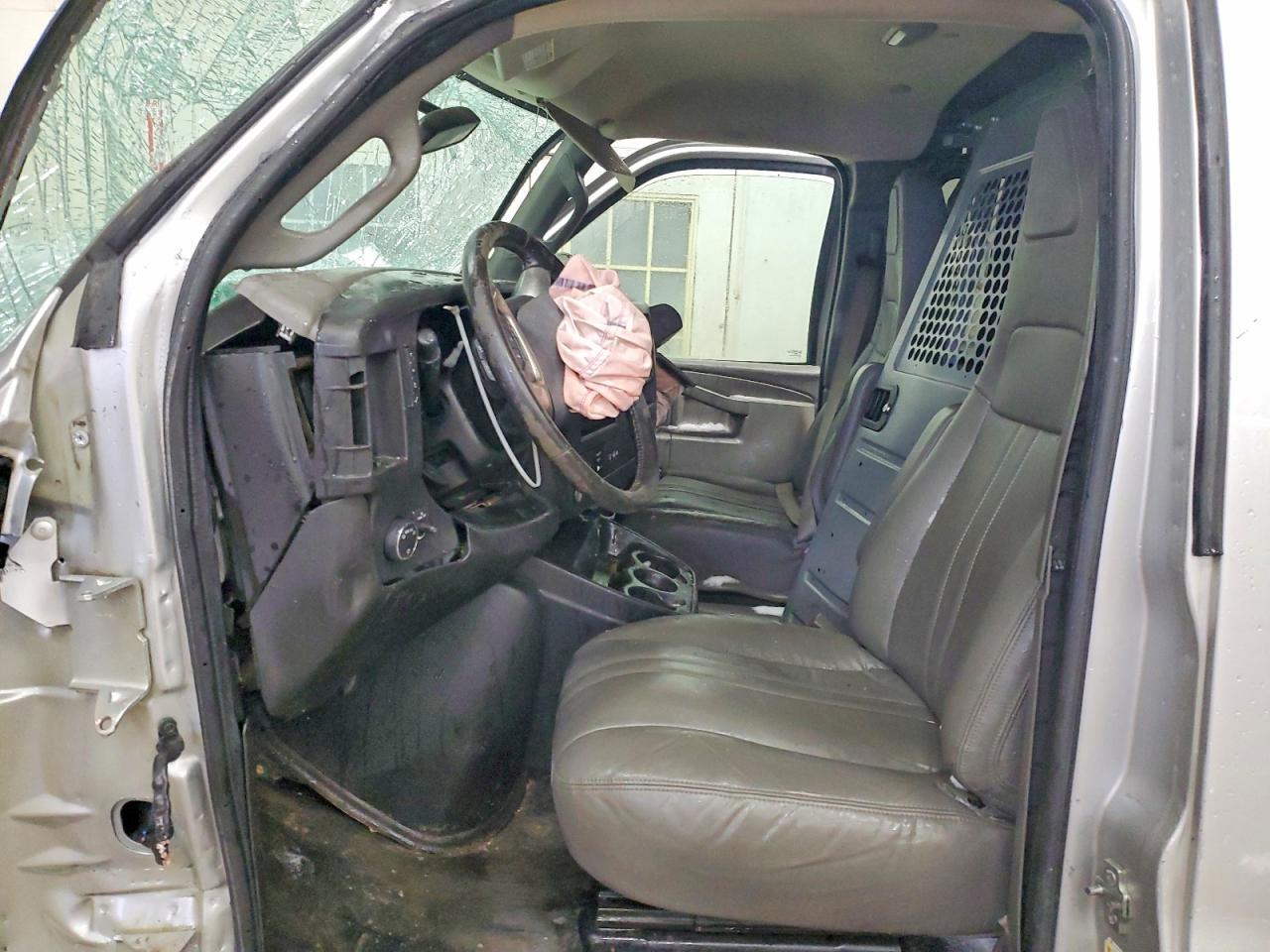 2018 GMC Savana G2500 Utility / Service Van - Фото 7