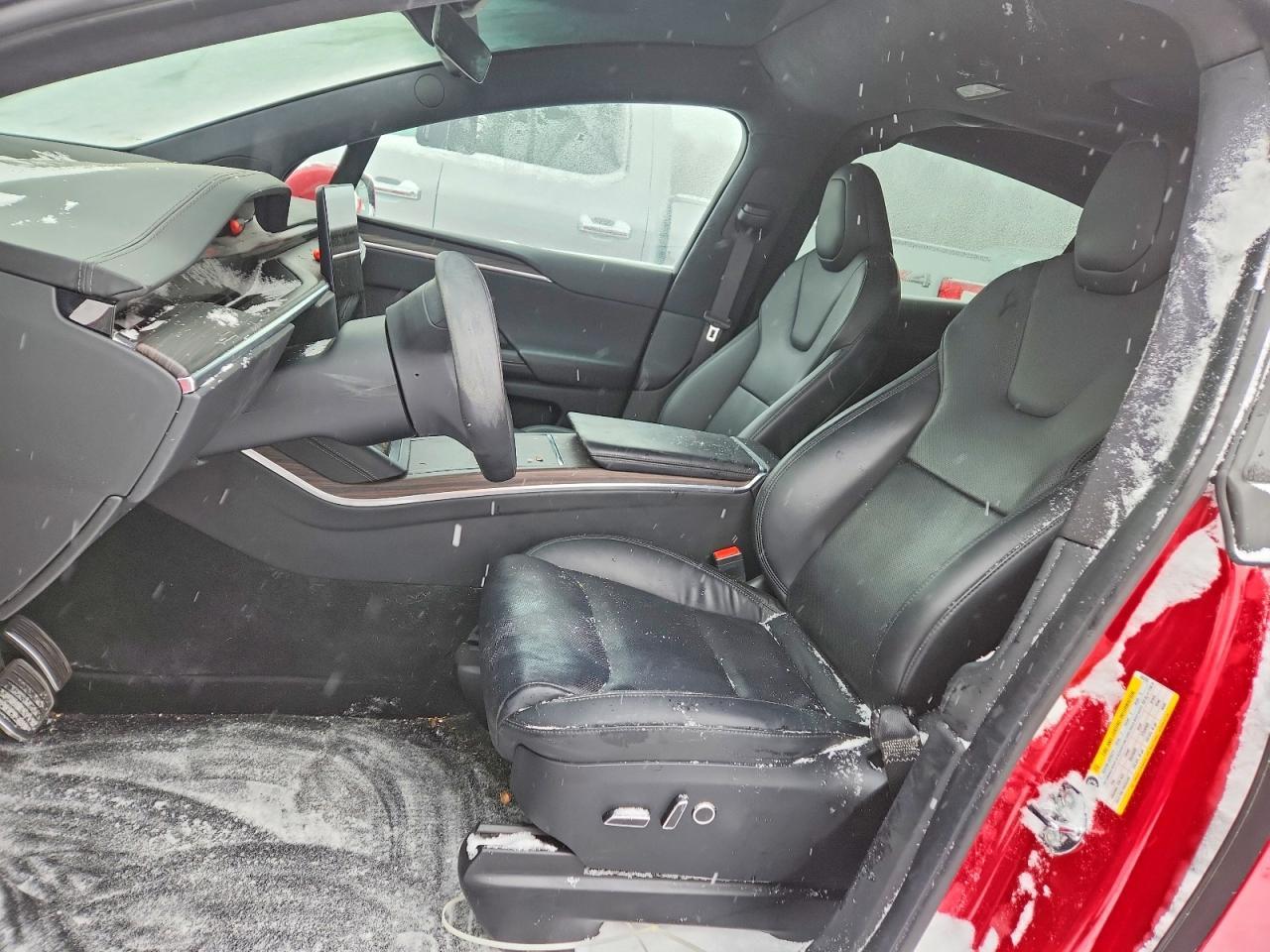 2023 Tesla Model X - Image 7