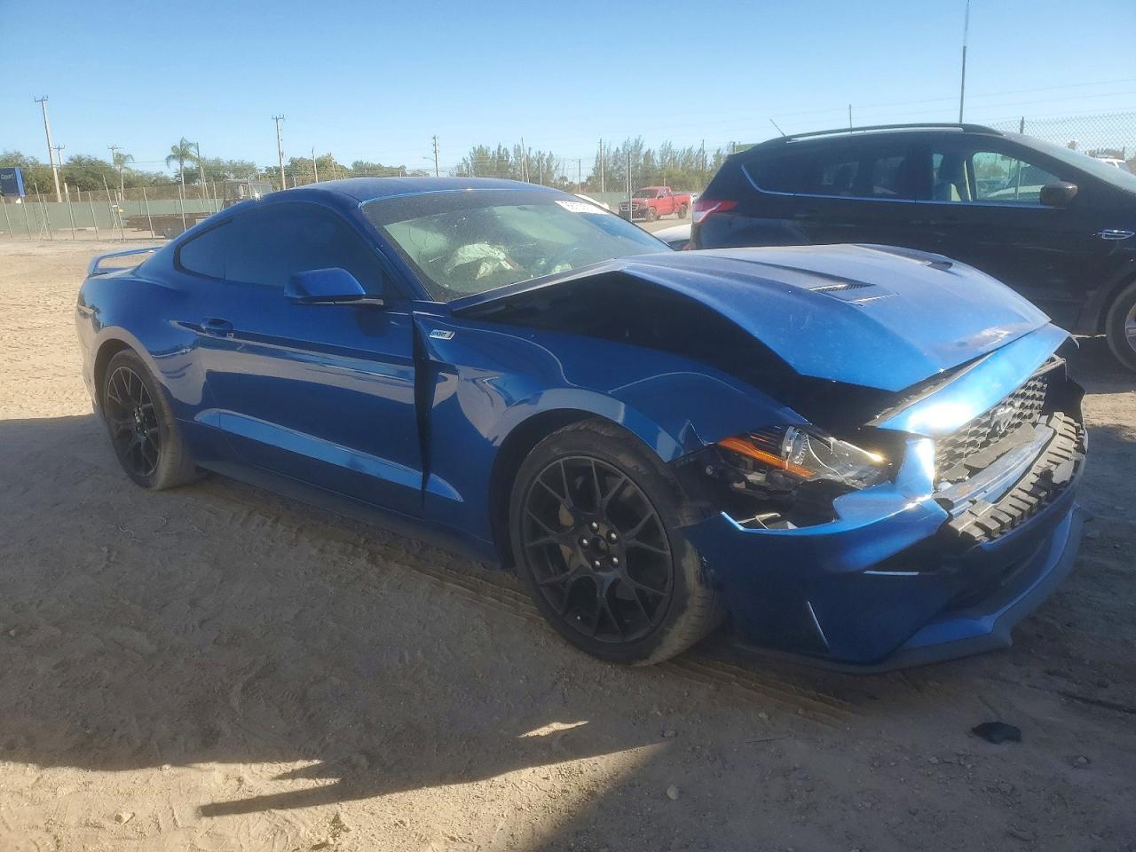 2018 Ford Mustang - Image 4