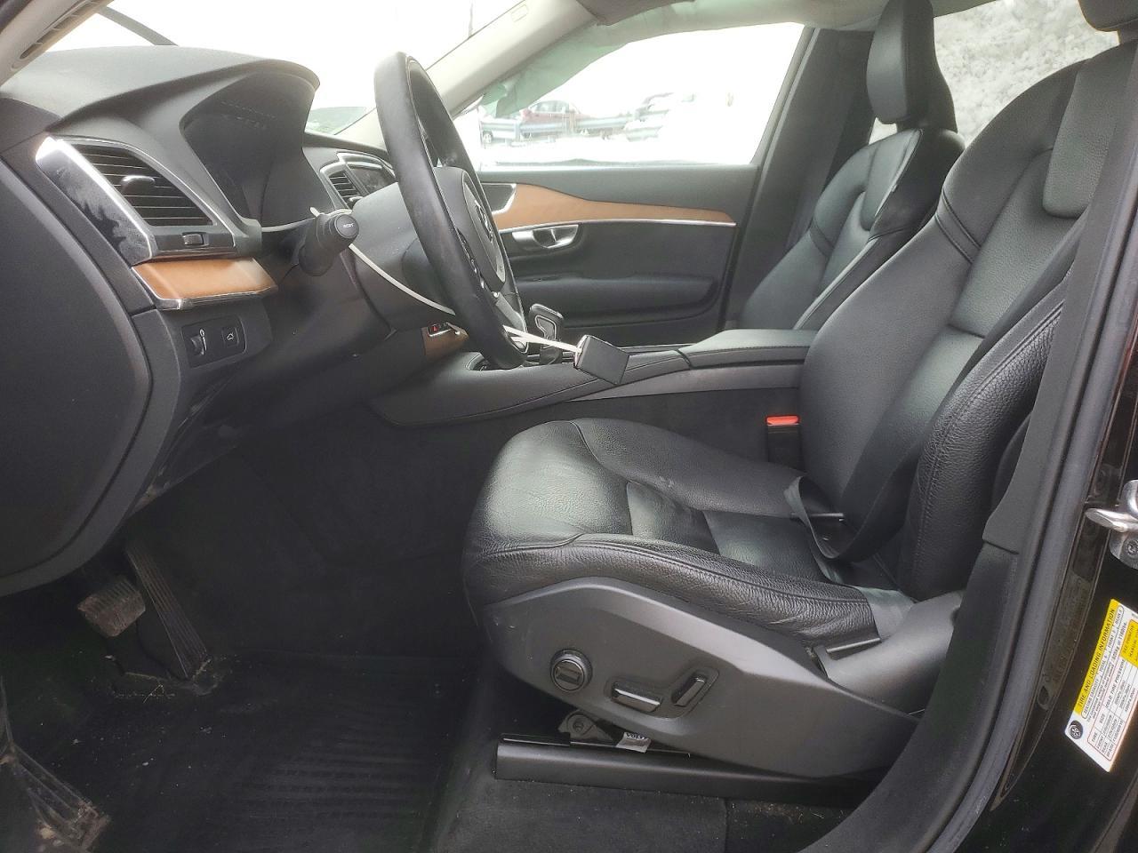 2022 Volvo Xc90 T6 Momentum - Фото 7