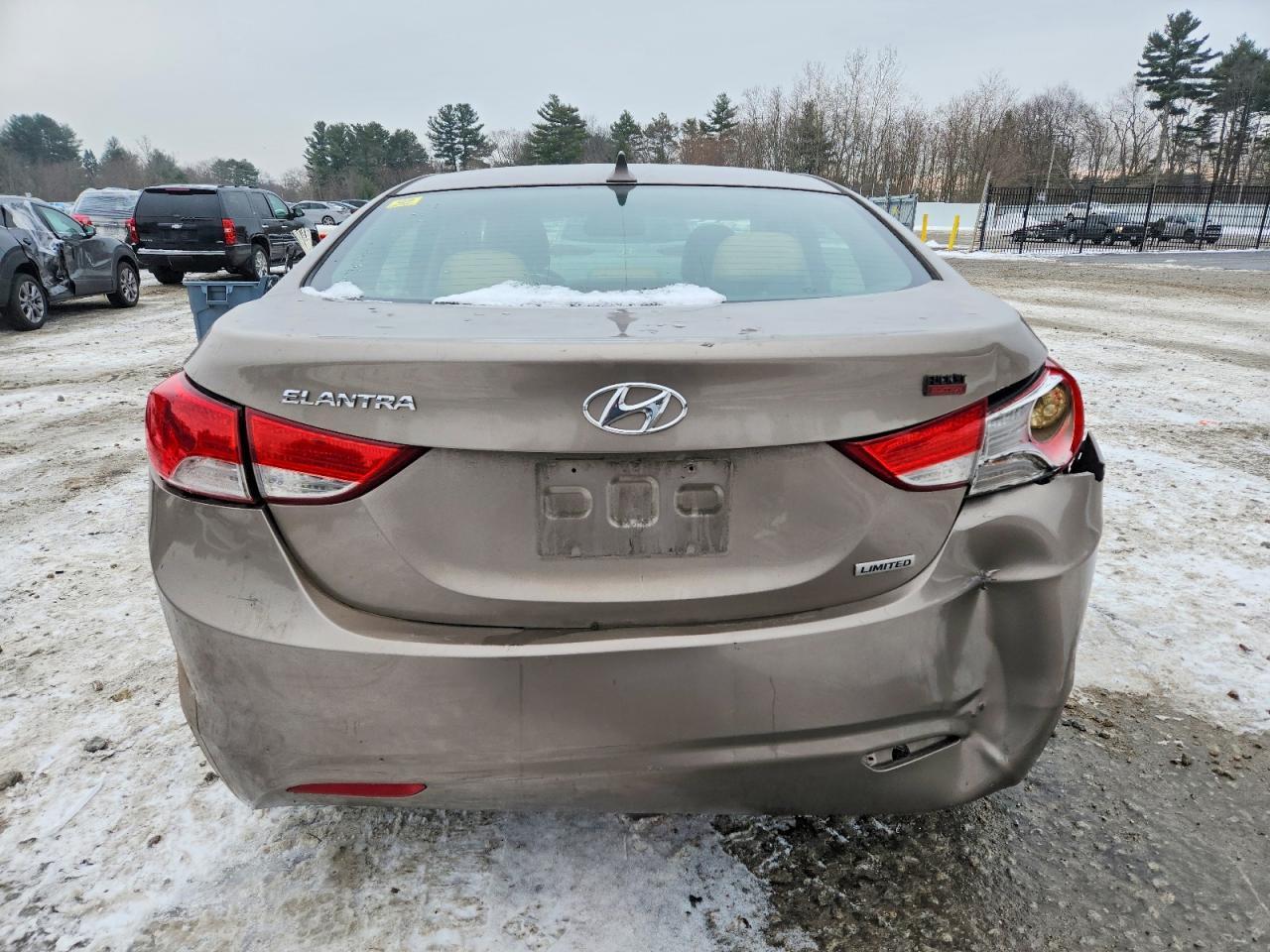 2013 Hyundai Elantra Limited - Image 6