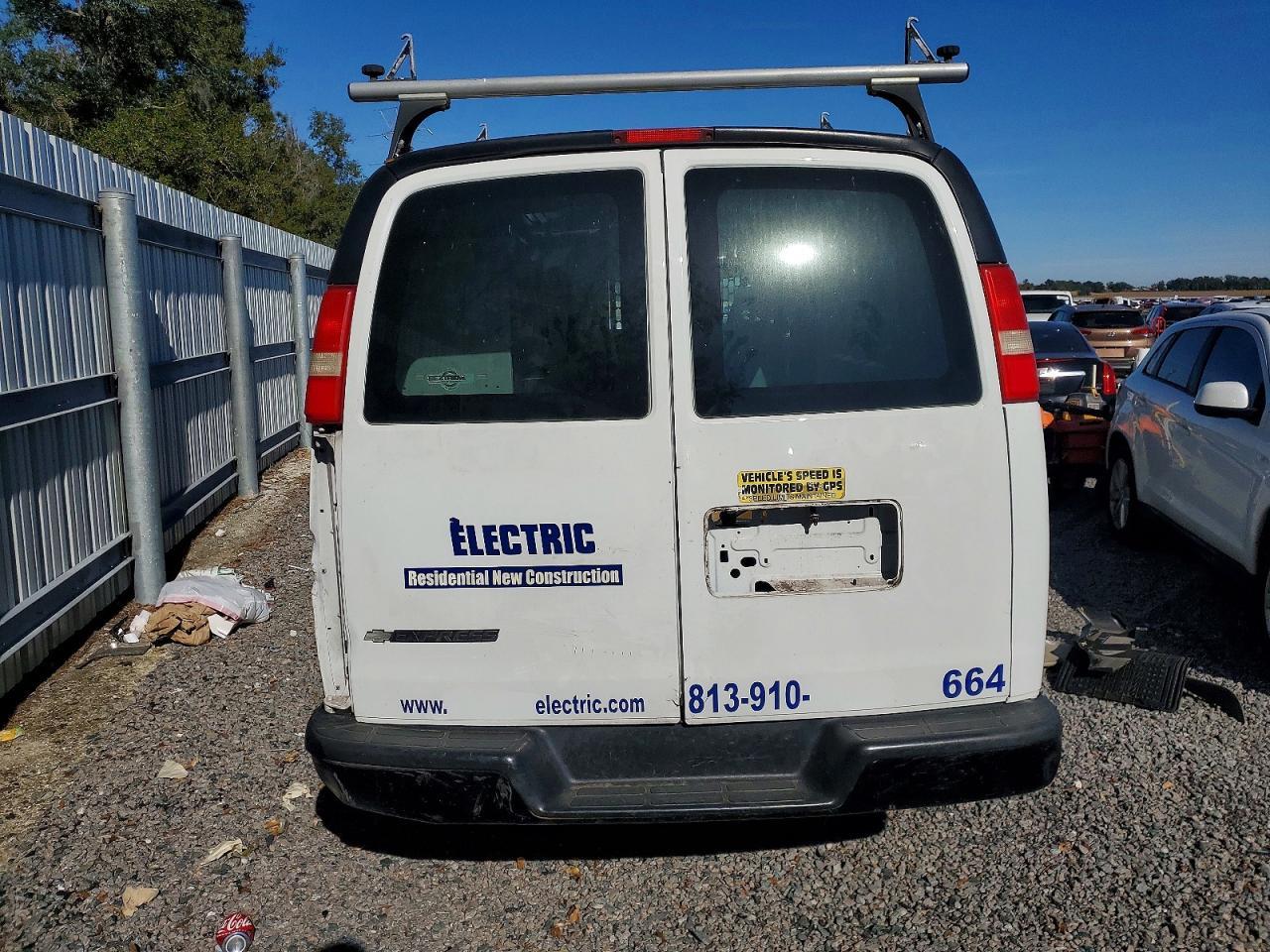 2018 Chevrolet Express G2500 Delivery Van - Фото 6