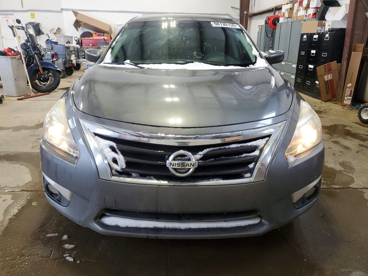 2015 Nissan Altima 2.5 - Image 5