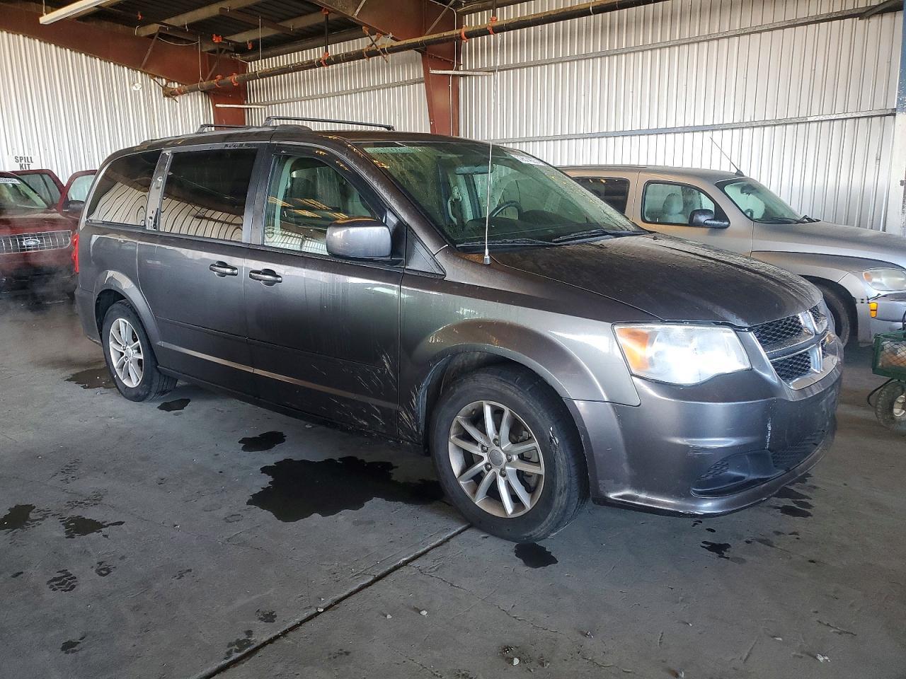 2016 Dodge Grand Caravan Sxt - Фото 4