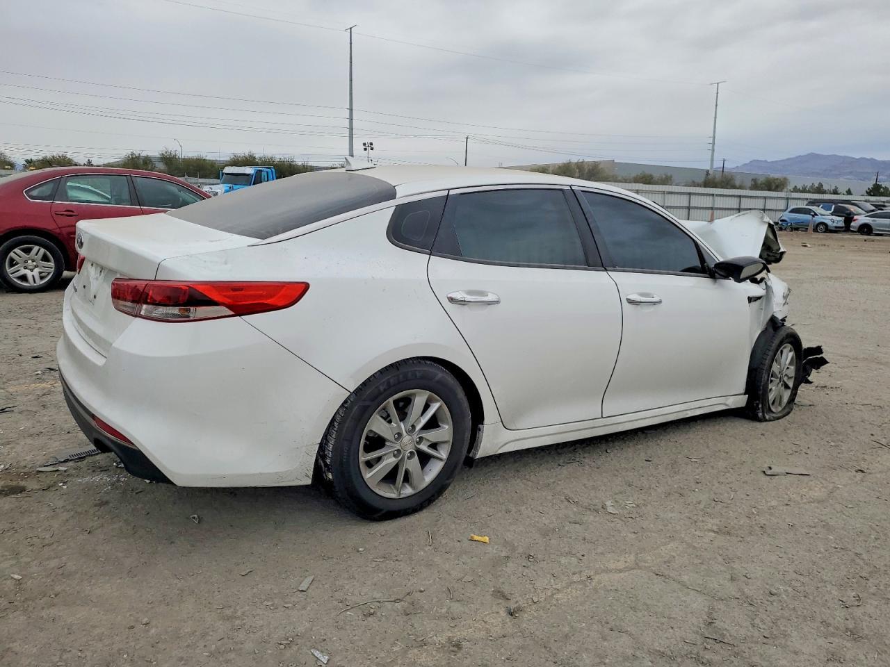 2016 Kia Optima Lx - Фото 3