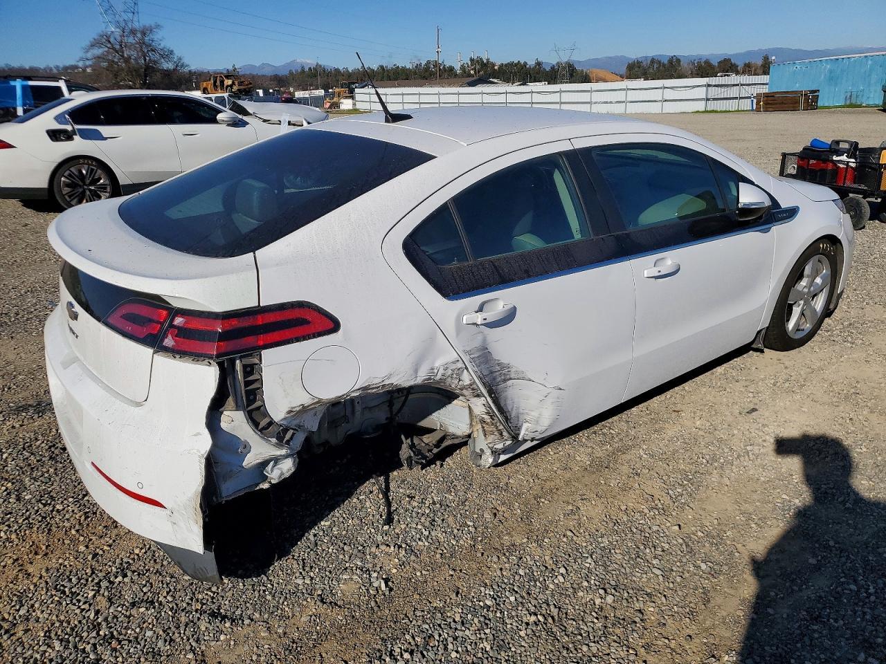 2014 Chevrolet Volt - Image 3