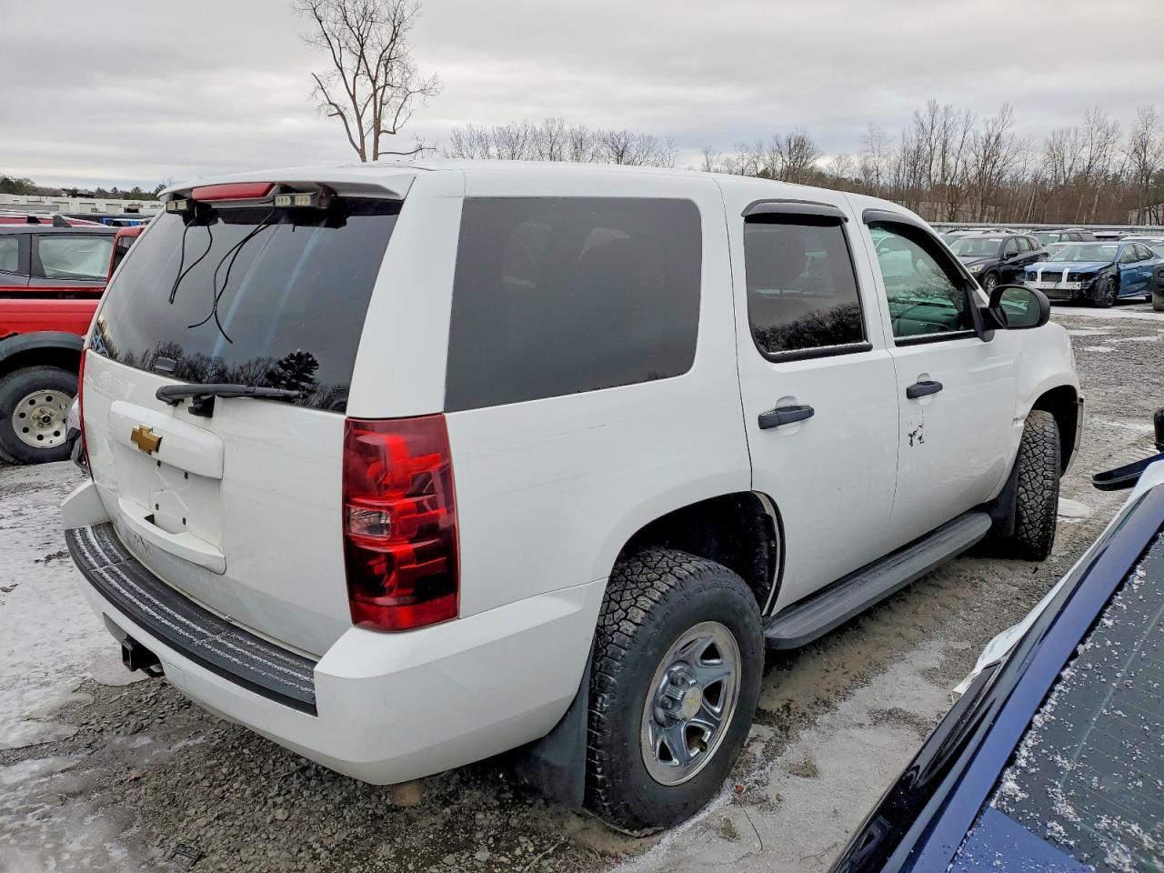 2013 Chevrolet Tahoe Special - Фото 3