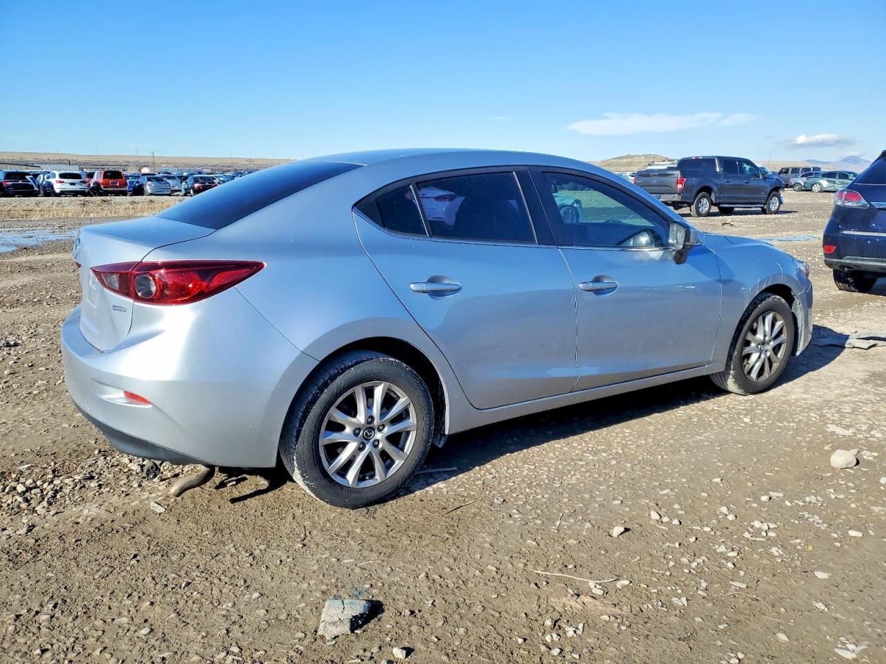 2017 Mazda 3 Sport - Image 3