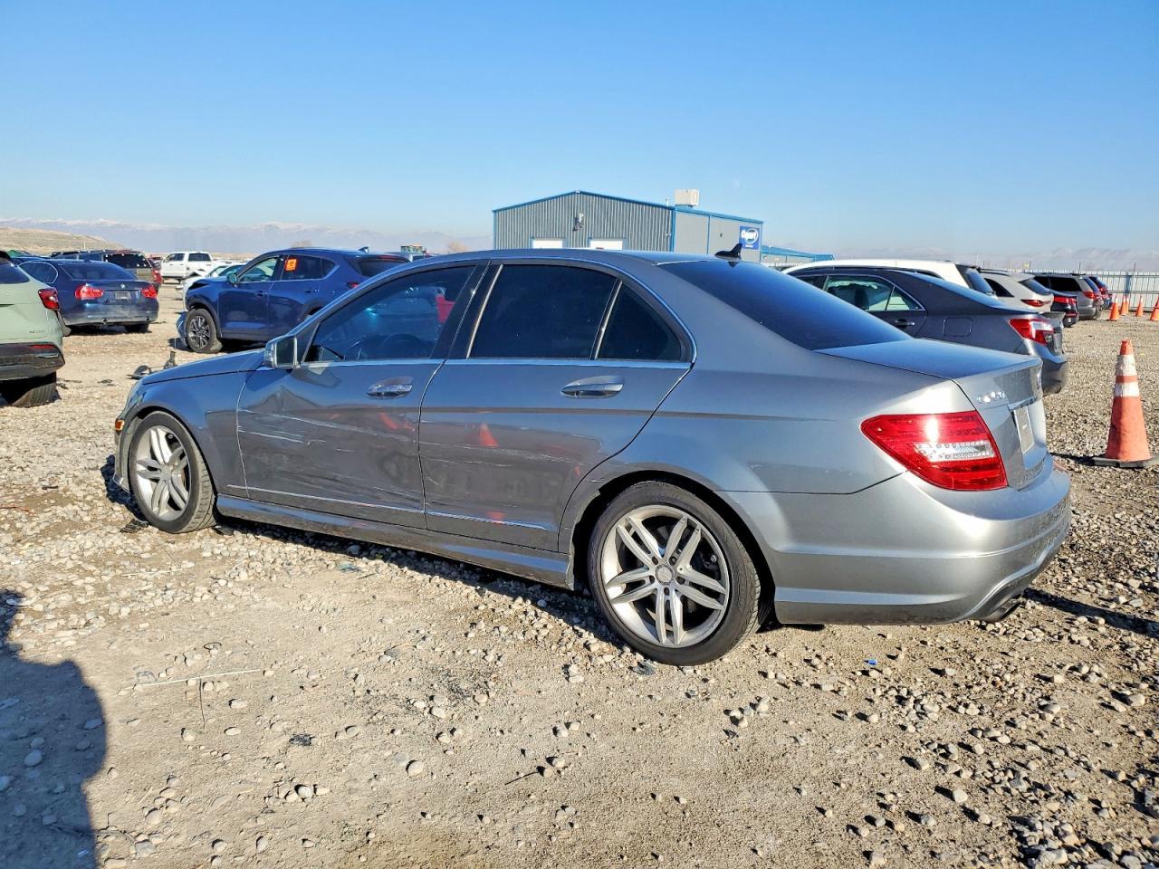 2012 Mercedes-Benz C 250 - Фото 2