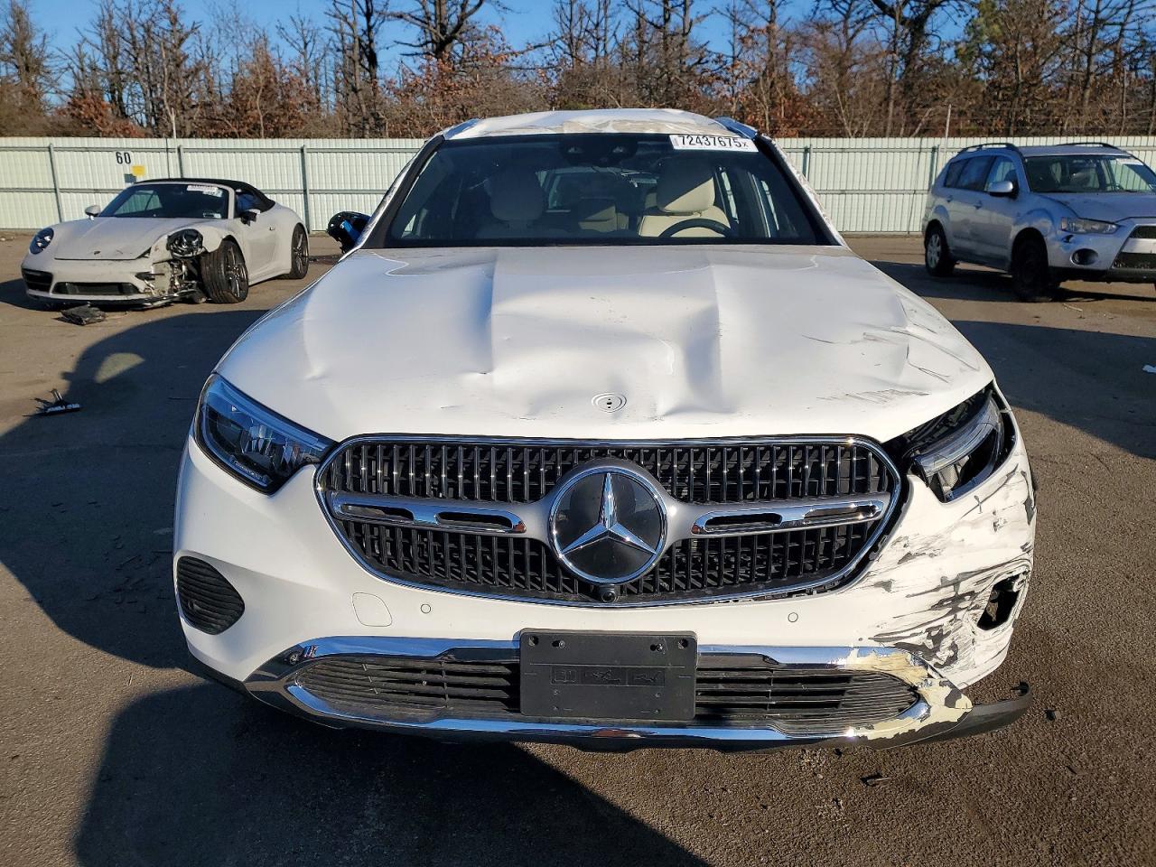 2025 Mercedes-Benz Glc 350E - Image 5