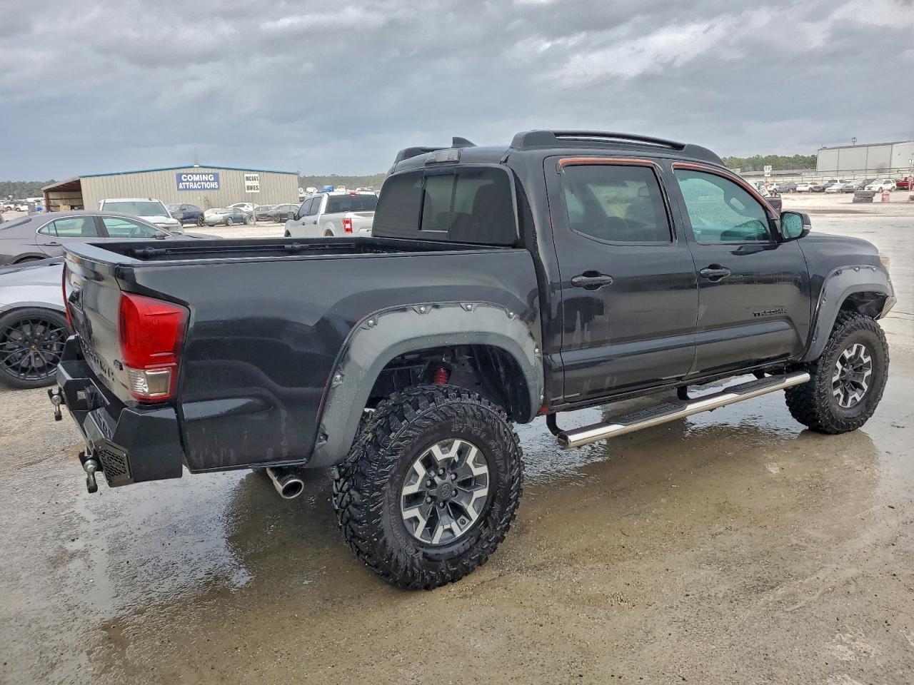 2017 Toyt Tacoma Trd Off-Road 4X4 - Image 3