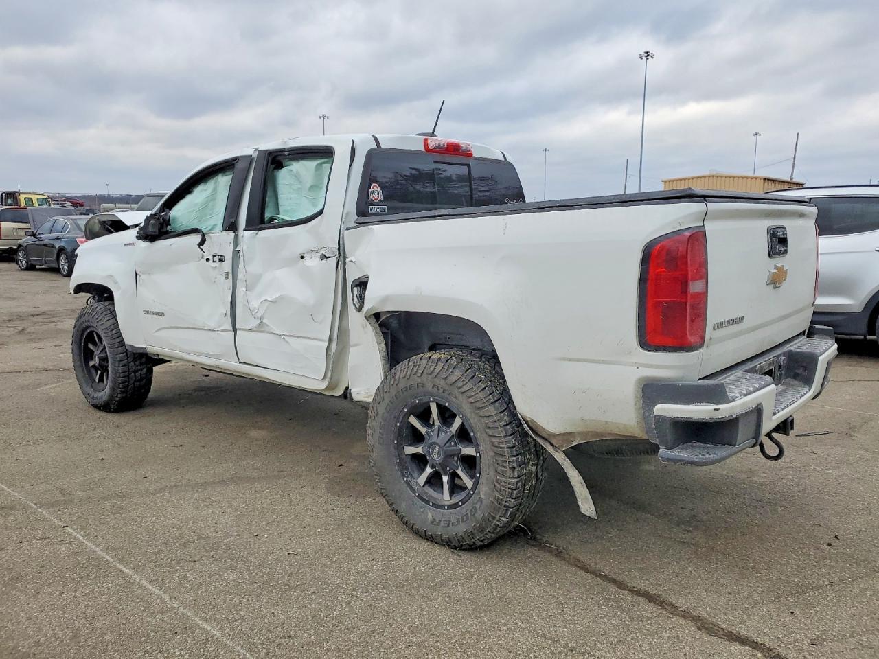 2018 Chevrolet Colorado Z71 - Image 2