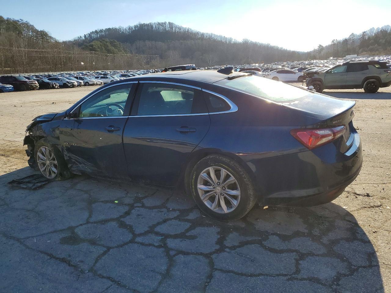 2021 Chevrolet Malibu Lt - Image 2