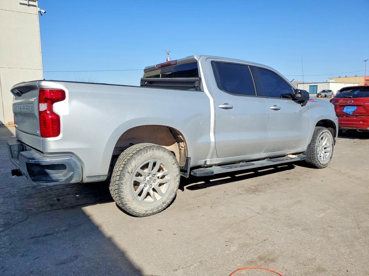 2020 Chevrolet Silverado K1500 Lt - Фото 3
