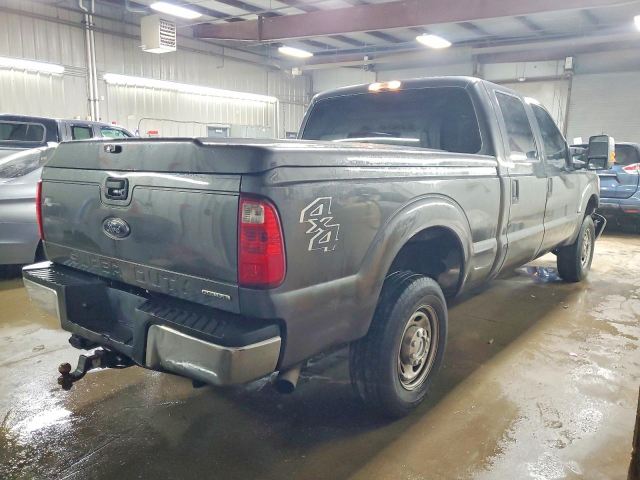 2016 Ford F250 Super Duty - Фото 3