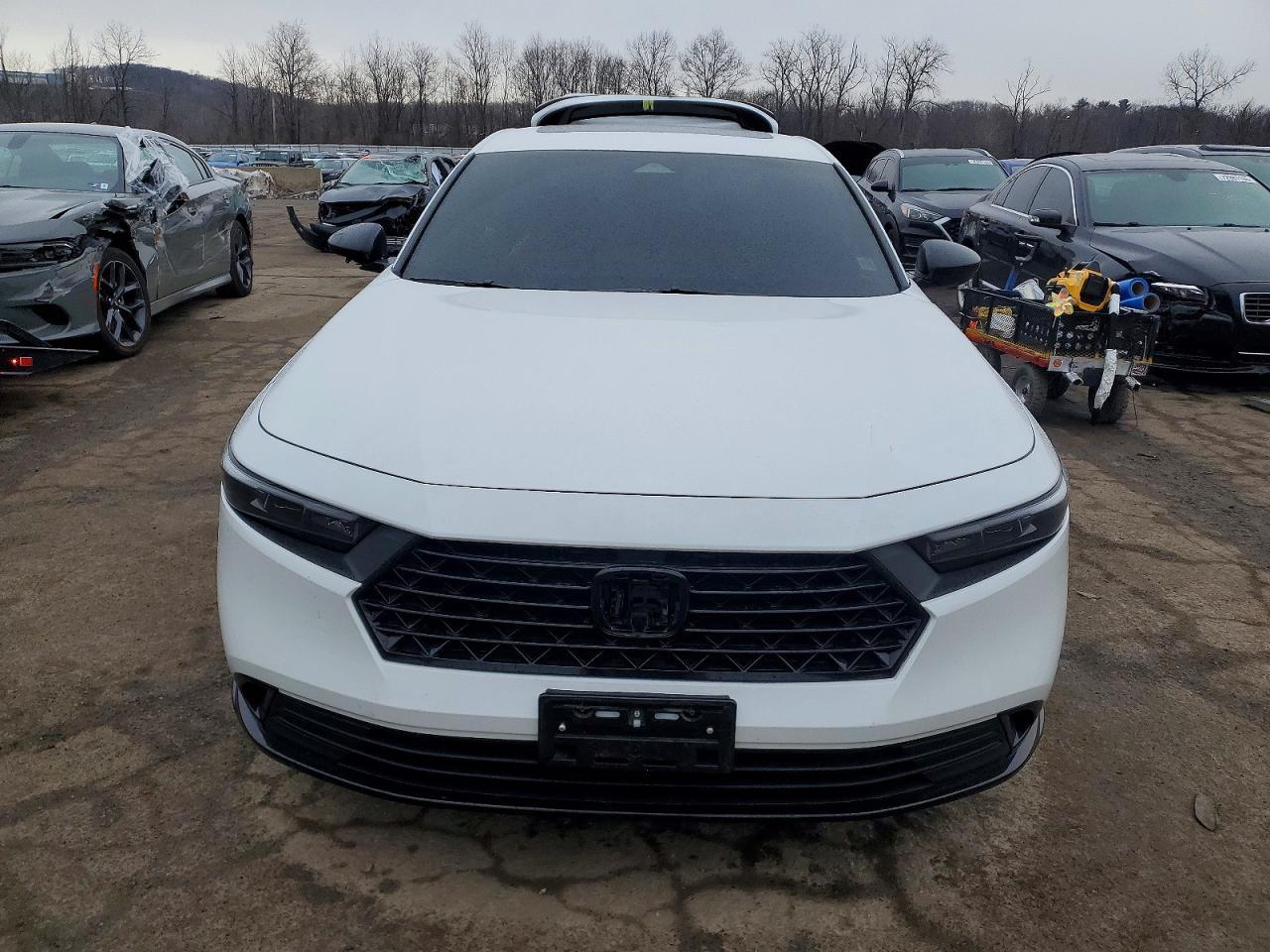 2024 Honda Accord Hybrid Sport-L - Image 5