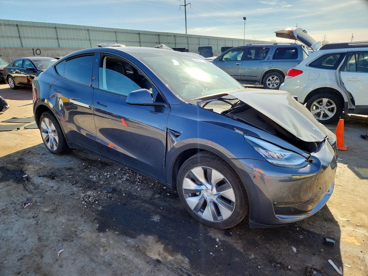 2023 Tesla Model Y - Image 4